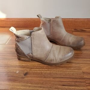 Sorel Emelie Chelsea Boot